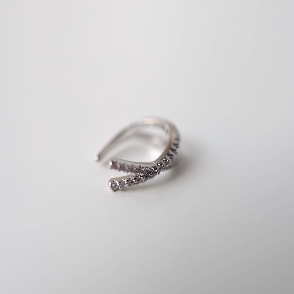 C032 zirconia cross ear cuff