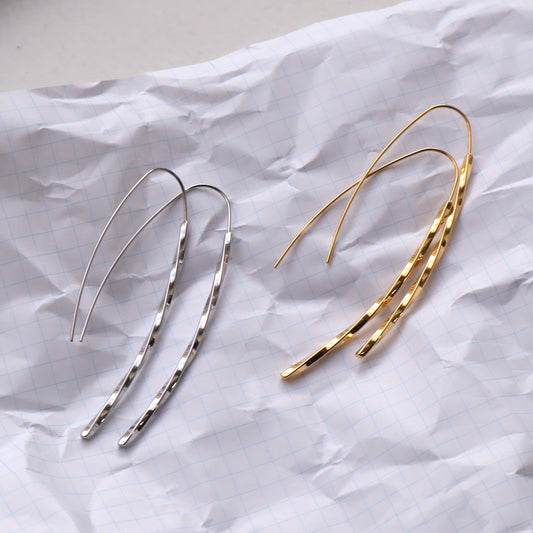 P065  stainless twist long hook pierce