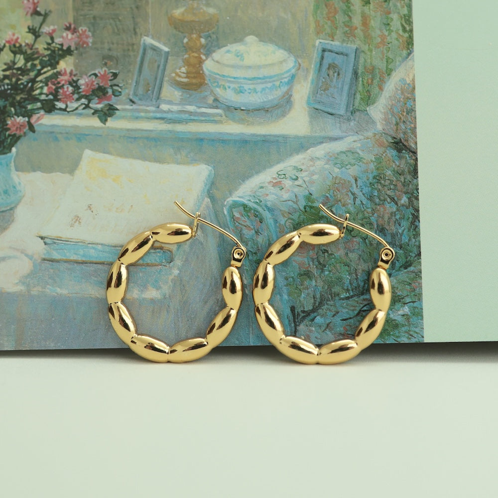 P410  stainless plump oversized hoop pierce