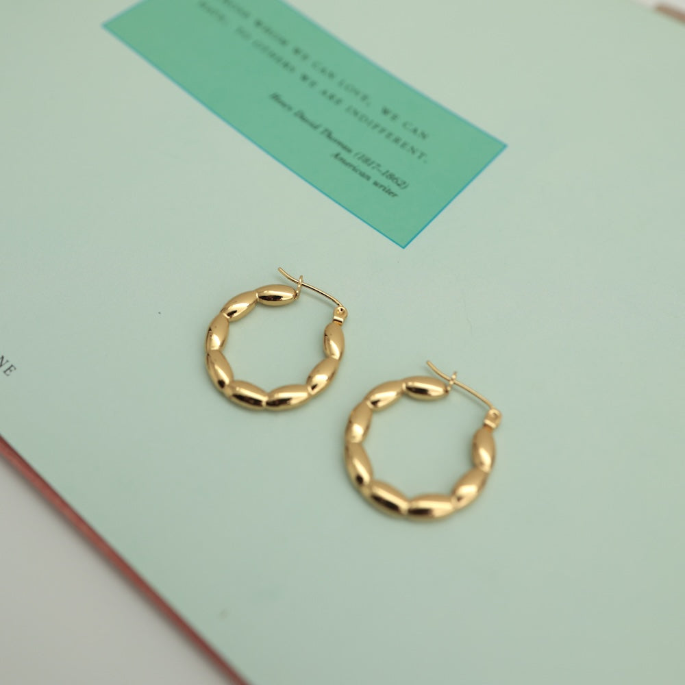 P410  stainless plump oversized hoop pierce