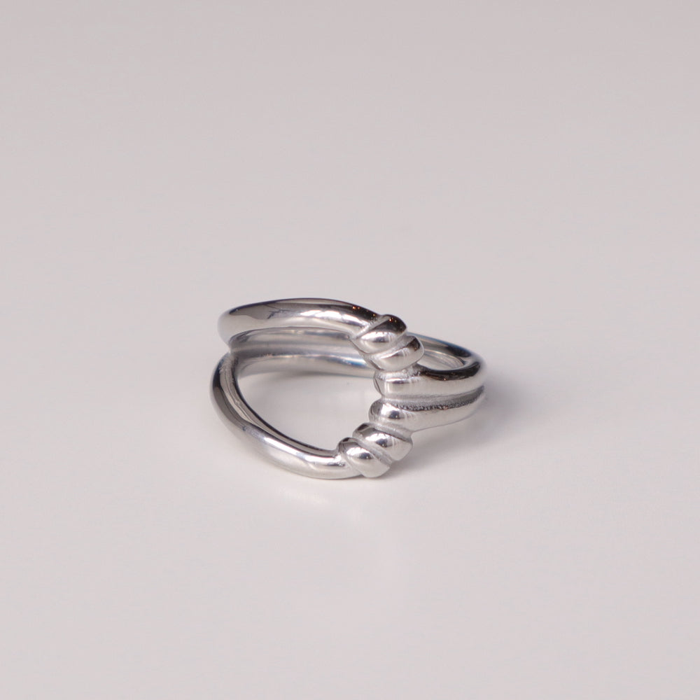 R051  stainless oversized twist knot ring