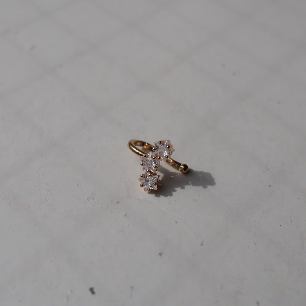 C015 stainless sparkle star ear cuff