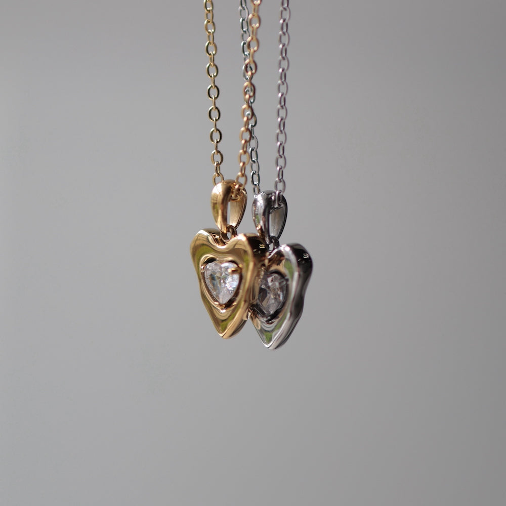 N246 stainless heart necklace