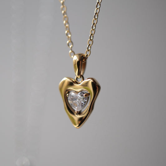 N246 stainless heart necklace