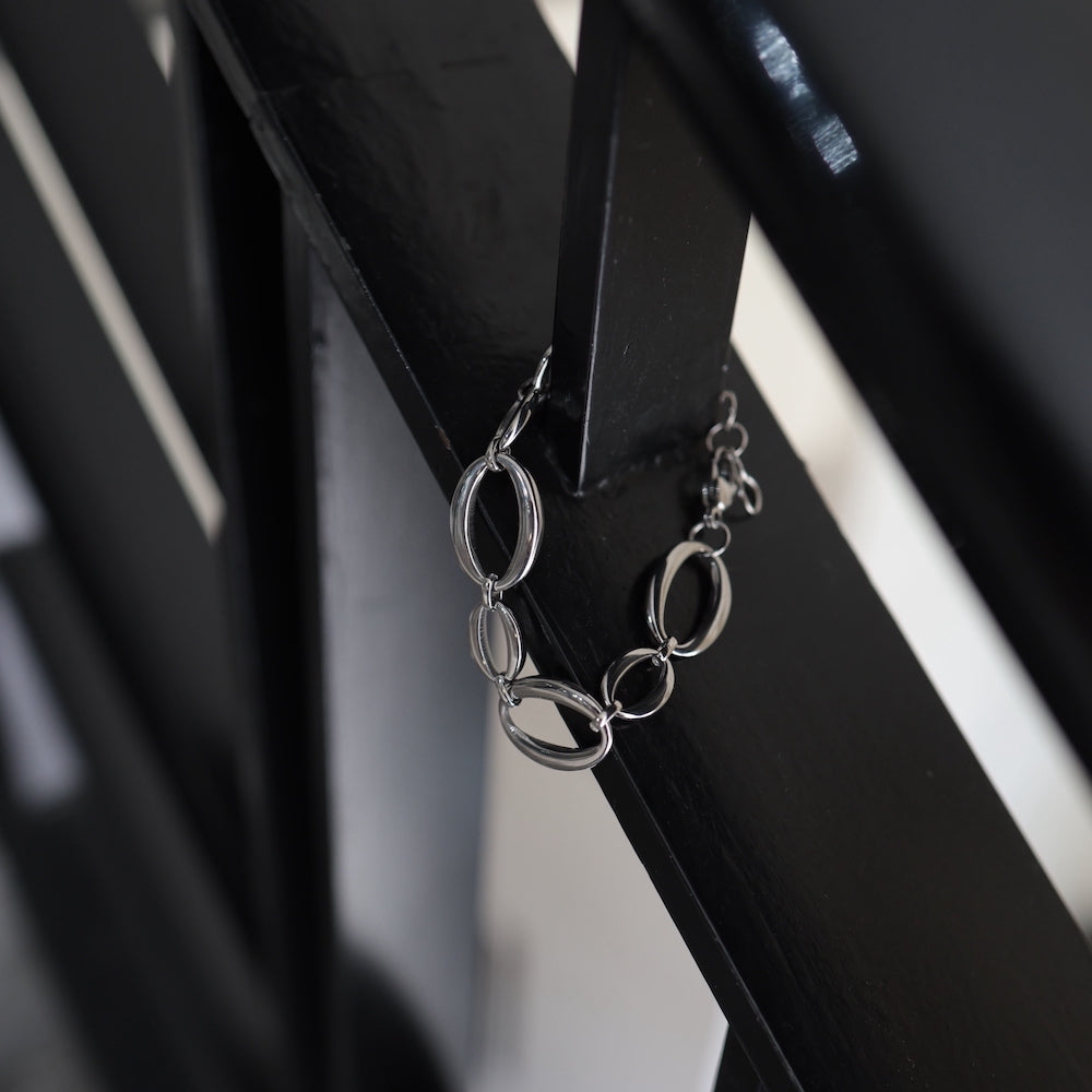 N091 stainless circle bracelet