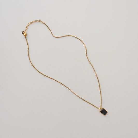 N072 stainless black square pendant