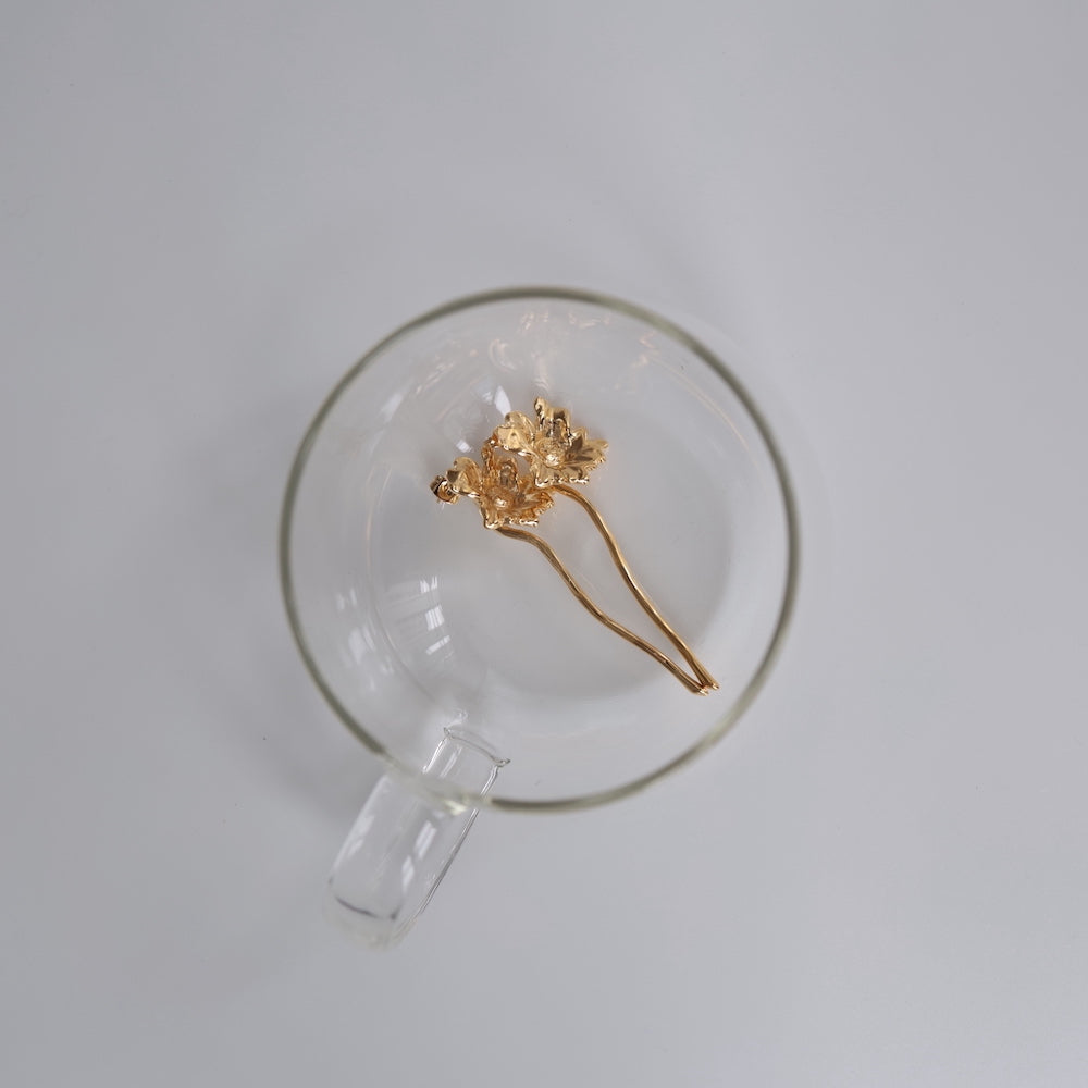 P476 stainless long flower pierce