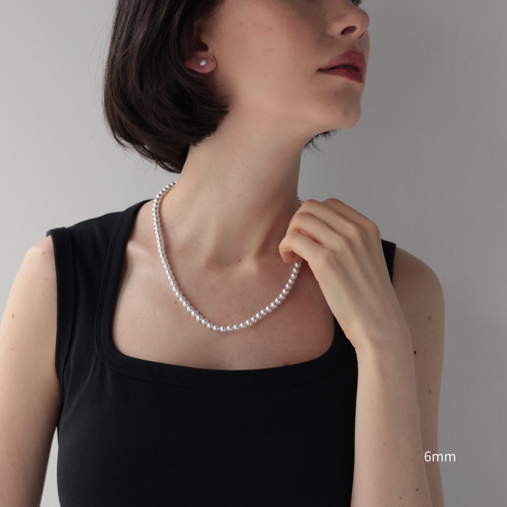 N067 big pearl bees necklace