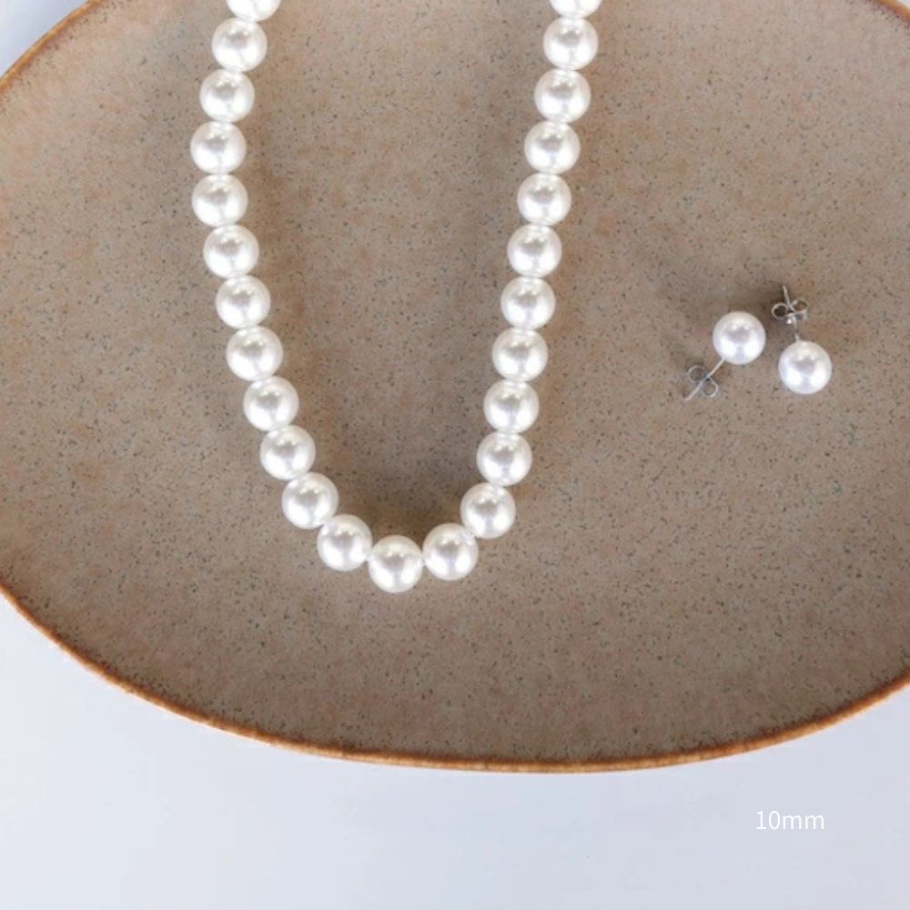N067 big pearl bees necklace