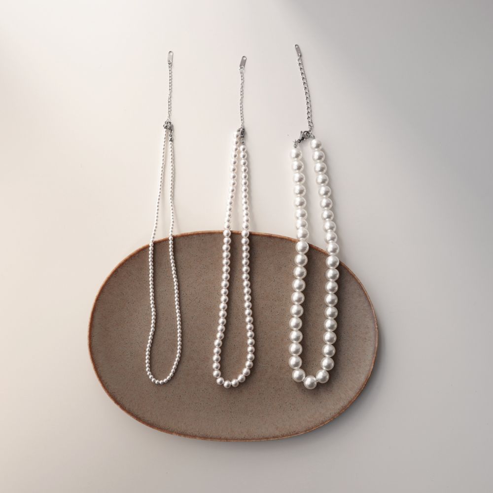 N067 big pearl bees necklace