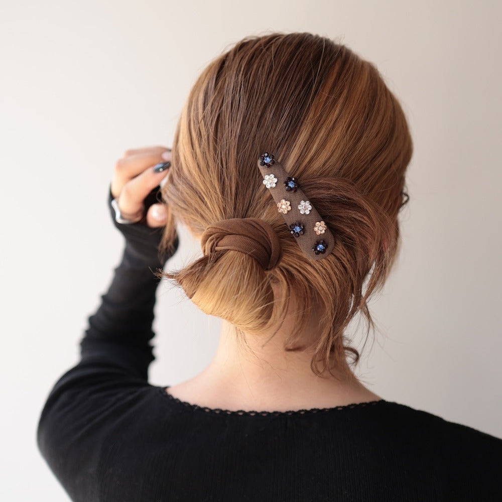 H079ヘアクリップスリーピンパッチン留めヘアピン髪留めフラワー花ビジューストーンファブリック布ヴィンテージ風レトロ華やか上品大人かわいいシンプル