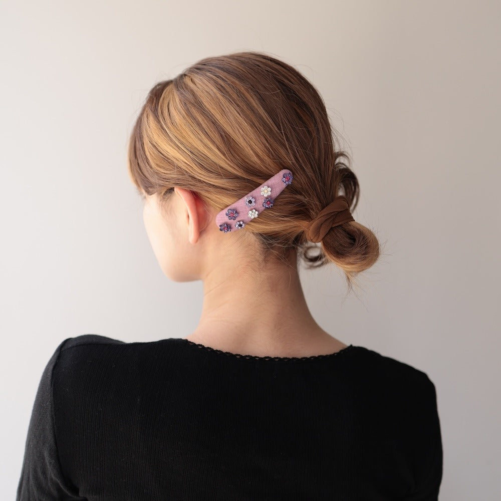 H079ヘアクリップスリーピンパッチン留めヘアピン髪留めフラワー花ビジューストーンファブリック布ヴィンテージ風レトロ華やか上品大人かわいいシンプル