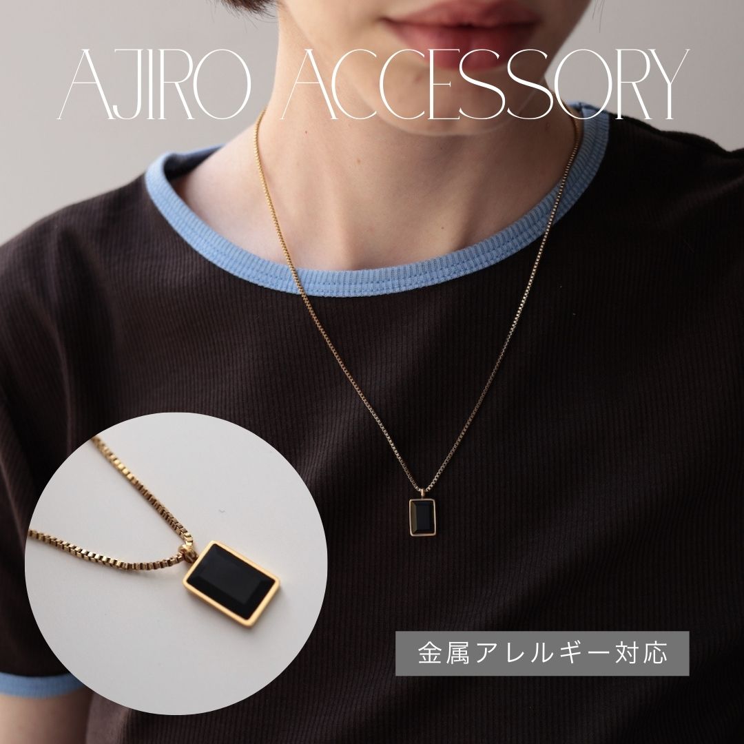 N072 stainless black square pendant