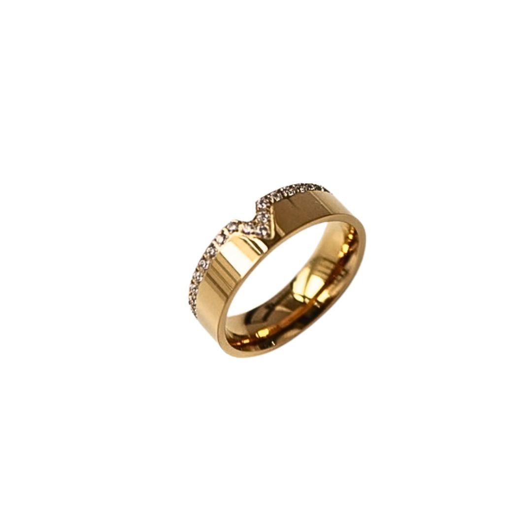 R044 Ring Surgical Stainless Steel 316L V Gold Elegant Minimal Stylish Ladies Hypoallergenic Gift accessory